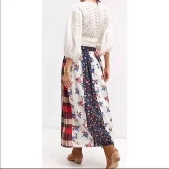 Anthropologie Let Me Be Contrast Floral Maxi Skirt - Picture 3 of 8